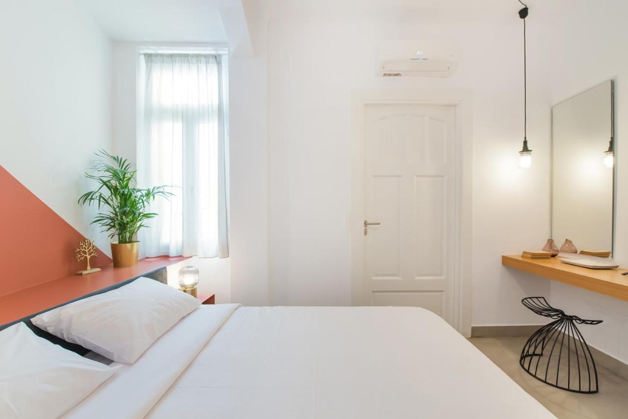 Monk Monastiraki Suites เอเธนส์ ภายนอก รูปภาพ