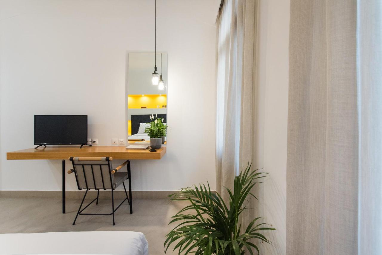 Monk Monastiraki Suites เอเธนส์ ภายนอก รูปภาพ